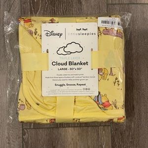 Little Sleepies Pooh cloud blanket